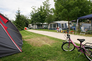 Campeggio Baita Dolomiti Camping Park, Fondo, Val di Non