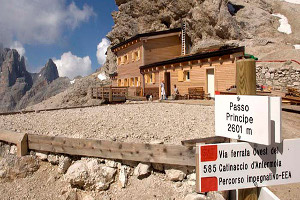 Rifugio alpino Passo Principe, Pozza di Fassa, Val di Fassa