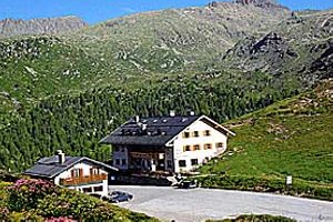 Rifugio alpino Passo Valles, Tonadico, Primiero